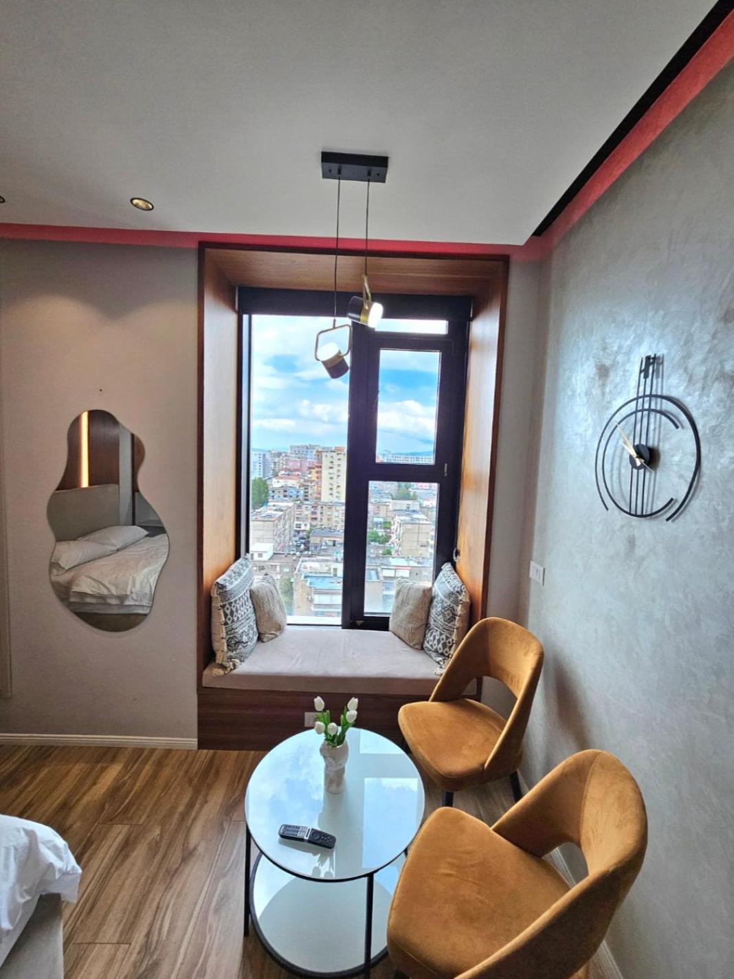 Apartment Luxury Square 21, Seven Heavens Tirana
