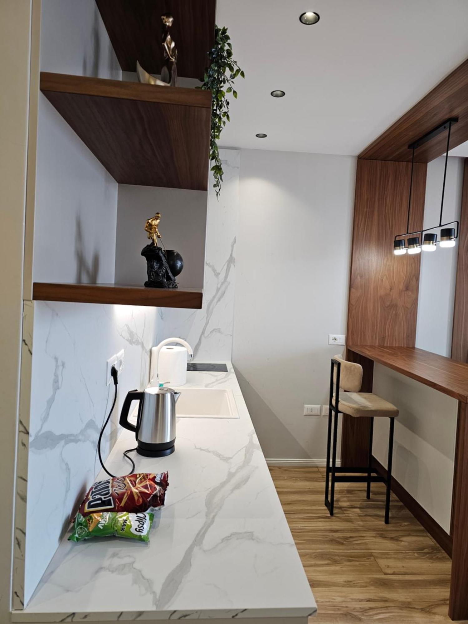 Luxury Square 21, Seven Heavens Apartment Tirana