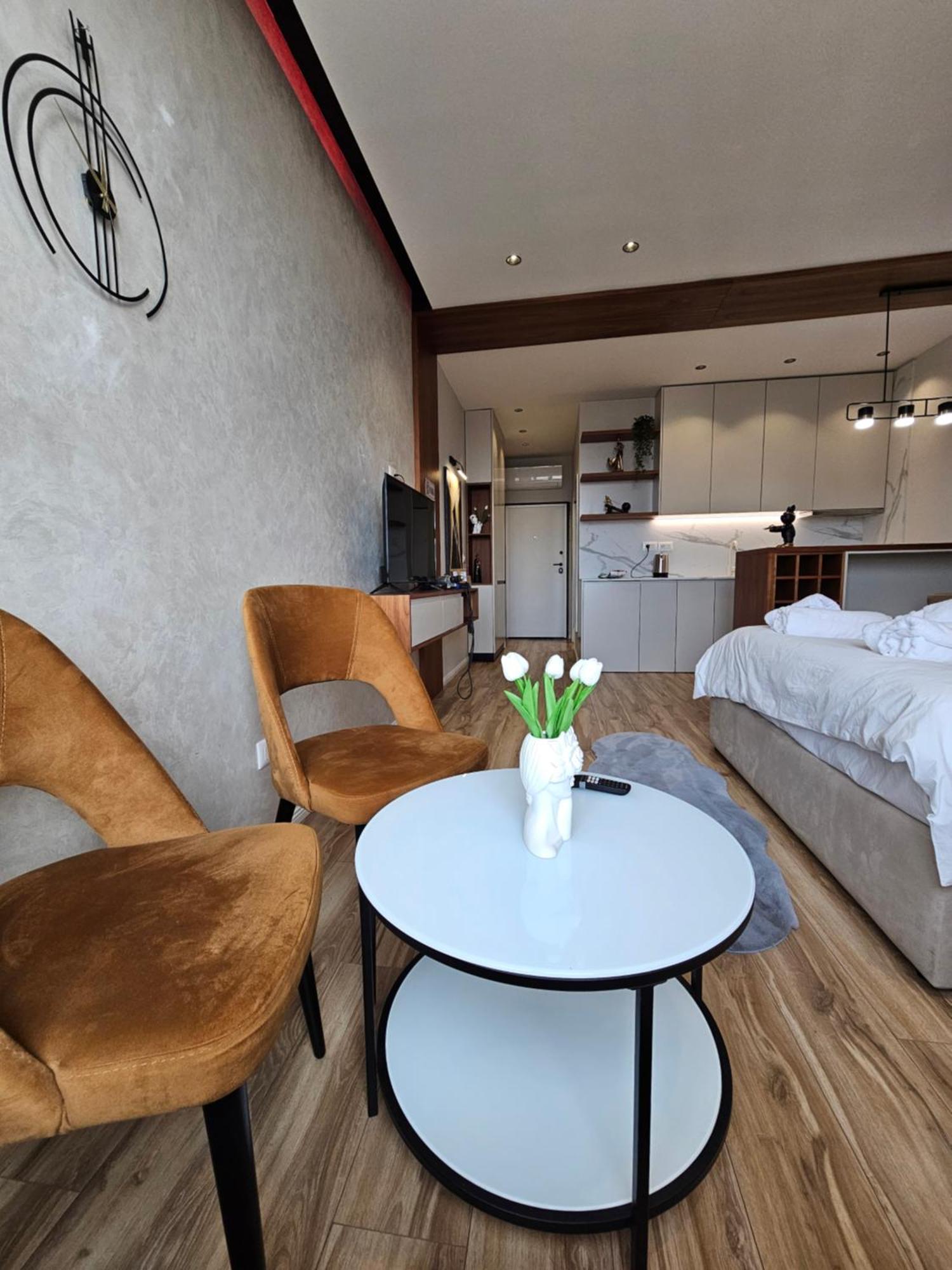 Apartment Luxury Square 21, Seven Heavens Tirana